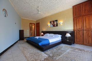 Bild från Villa Pedro 2 Bedroom villa with shared pool, Hotell på Malta