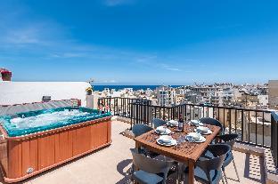Bild från Seashells Seaview Penthouse With Hottub, Hotell på Malta